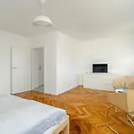 Rycerska Apartments With Parking By Noclegi Renters